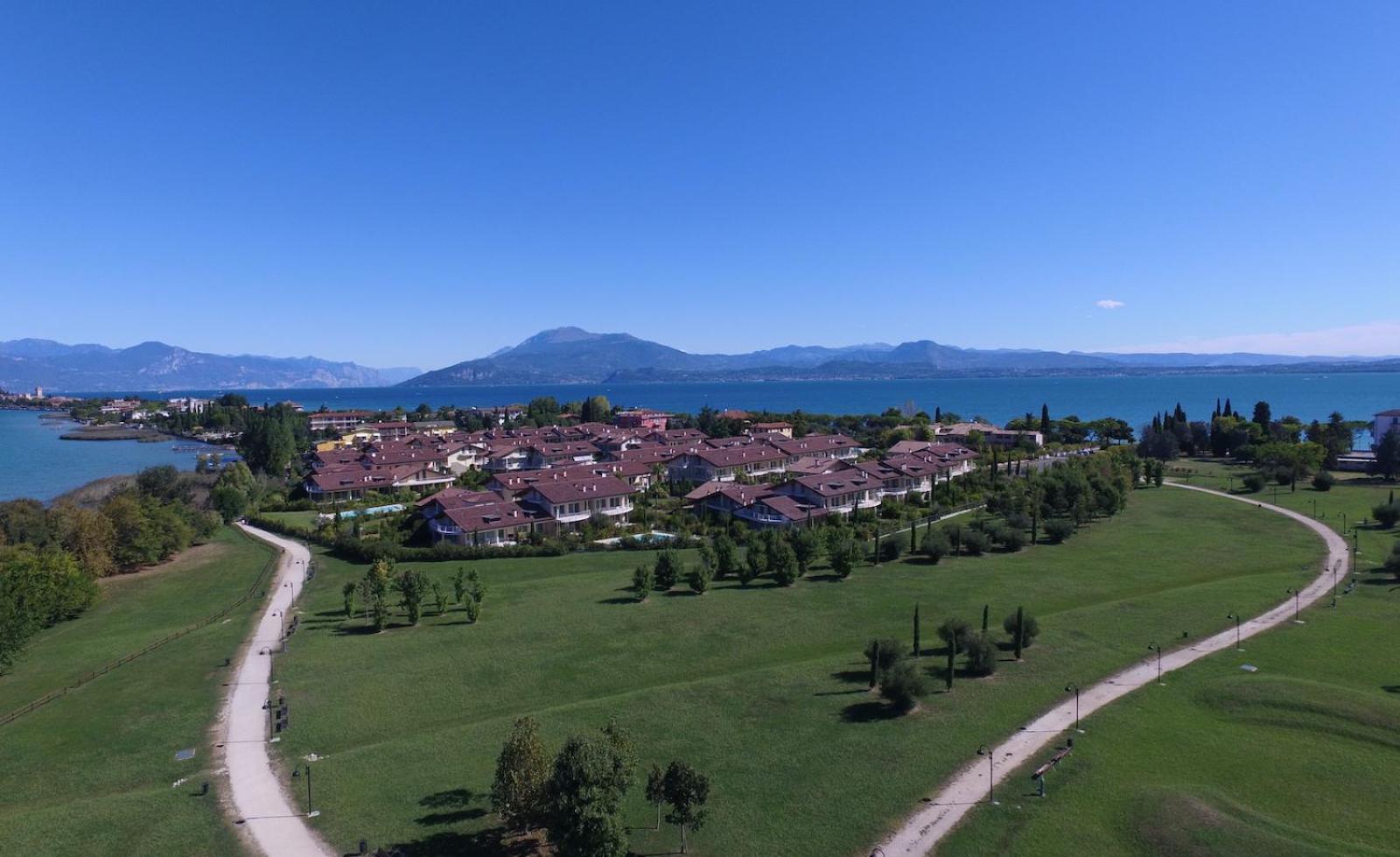 Resort Caesar C4 Sirmione - Gardagate Luaran gambar